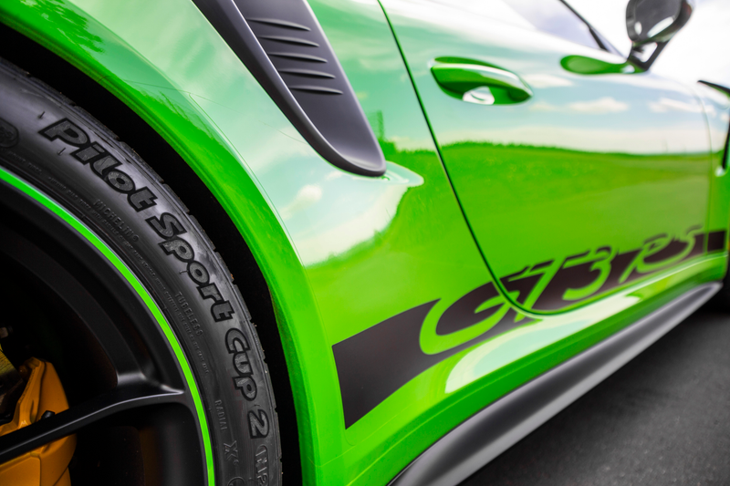 Illustration for article titled Put These Very Good 2019 Porsche 911 GT3 RS Photos In Your Life